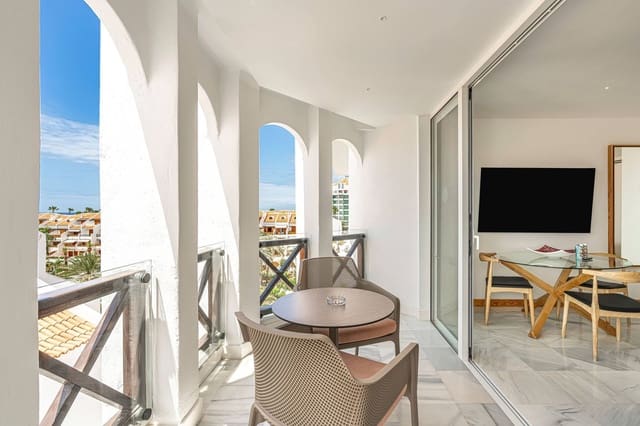 Apartment zu verkaufen in Playa de las Americas, Arona mit Garage - 380.000 € (Ref: 9816821)