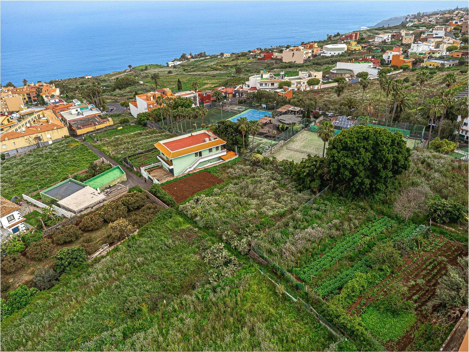 Undeveloped Land for sale in El Sauzal - € 330,000 (Ref: 9835198)