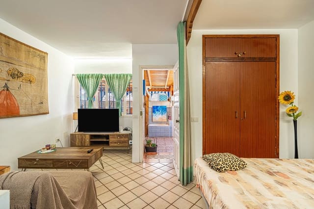 Appartement à vendre à Costa del Silencio, Arona avec piscine garage - 160 000 € (Ref: 9875533)
