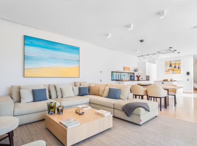 3 bedroom Villa for sale in Puig de Ros, Llucmajor with pool garage - € 3,100,000 (Ref: 10009081)