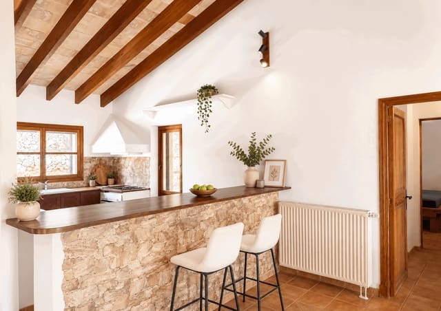 5 sovrum Finca/Hus på landet till salu i Capdepera med pool garage - 2 100 000 € (Ref: 10091634)
