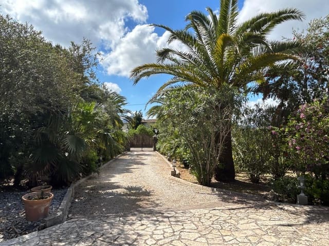 6 Zimmer Villa zu verkaufen in Pollensa / Pollença mit Pool Garage - 1.695.000 € (Ref: 9928000)