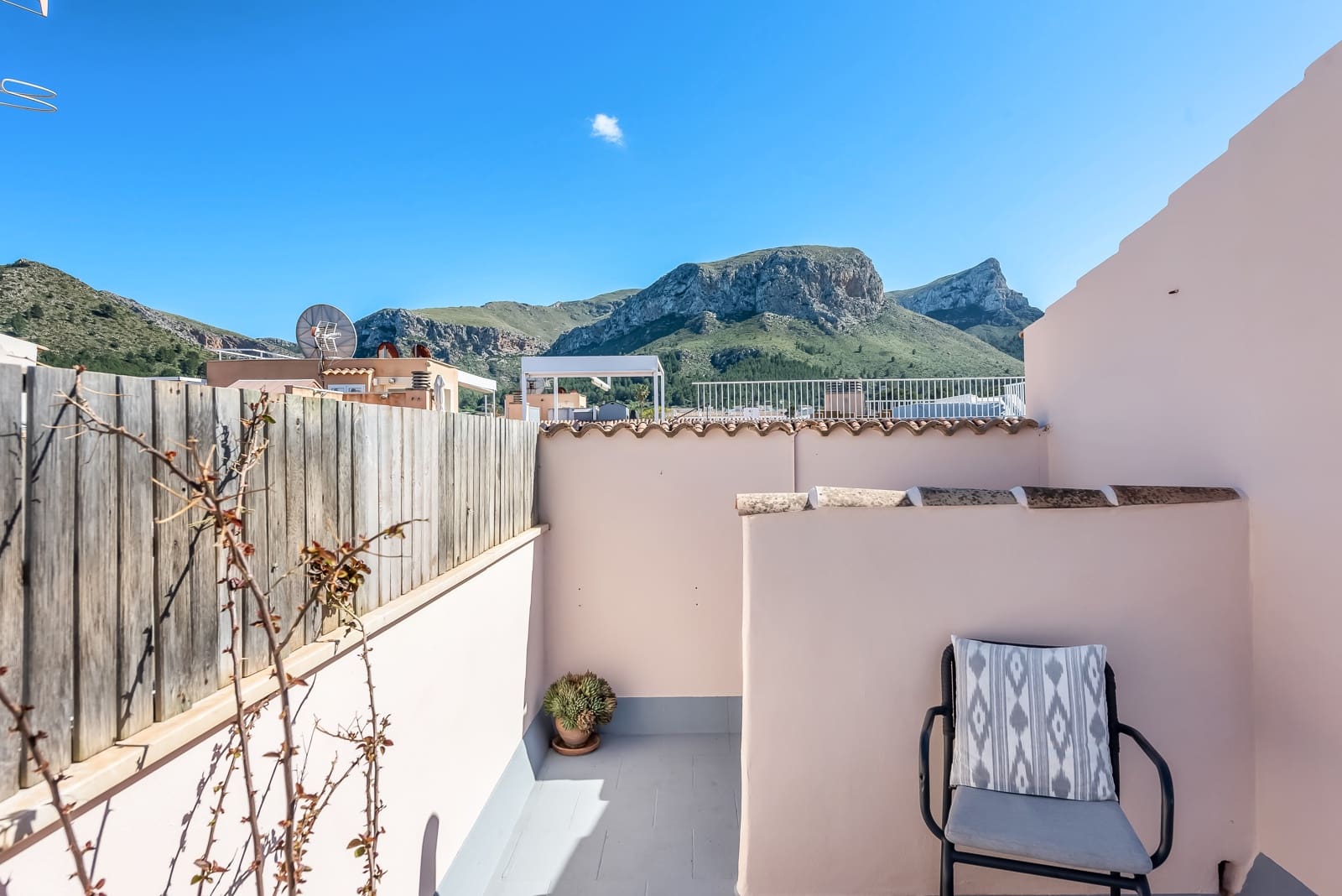 3 bedroom Townhouse for sale in Colonia de Sant Pere / Colonia de San Pedro with garage - € 685,000 (Ref: 9928001)