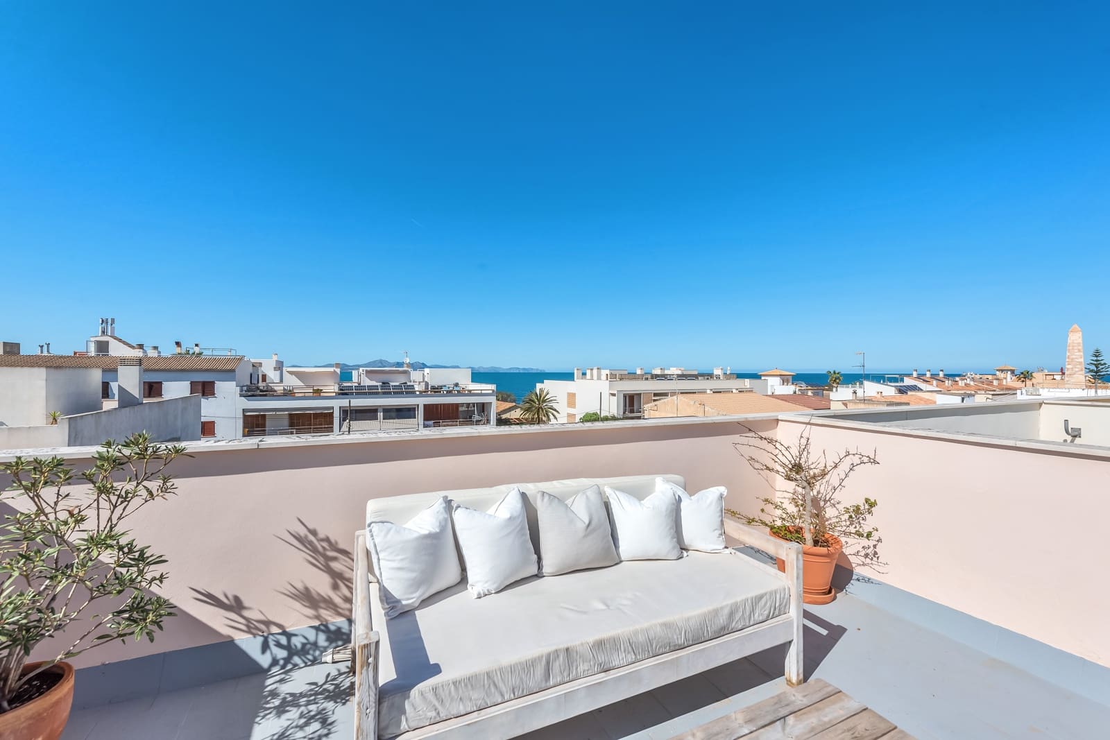 3 bedroom Townhouse for sale in Colonia de Sant Pere / Colonia de San Pedro with garage - € 685,000 (Ref: 9928001)