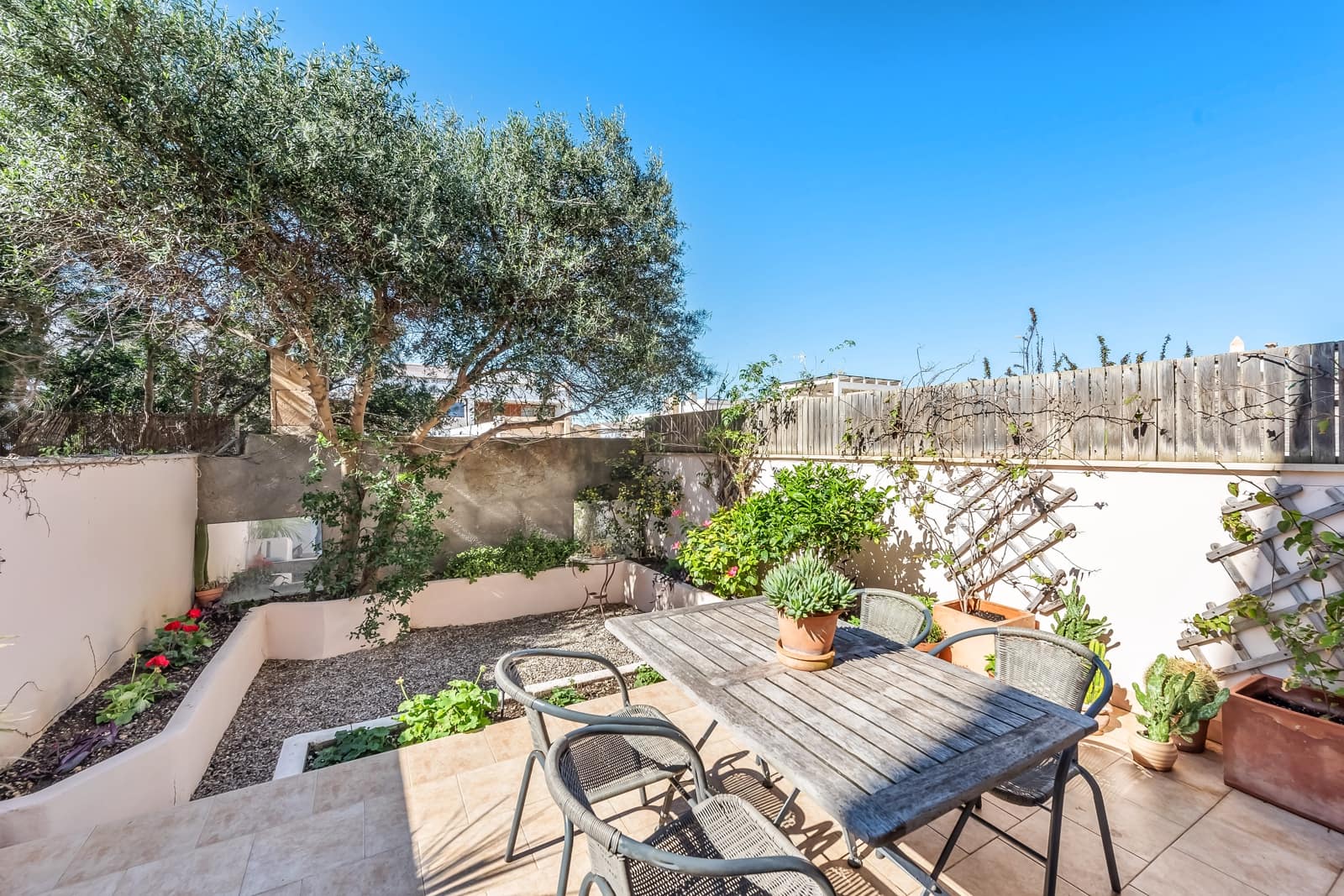 3 bedroom Townhouse for sale in Colonia de Sant Pere / Colonia de San Pedro with garage - € 685,000 (Ref: 9928001)