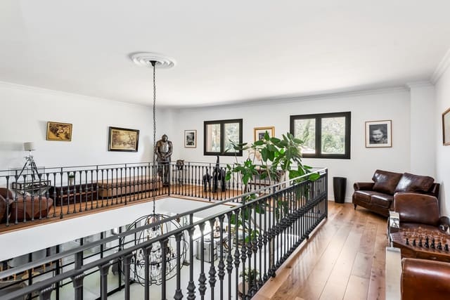 5 soveværelse Finca/Landehus til salg i Pollensa / Pollença med swimmingpool - € 4.500.000 (Ref: 9929293)