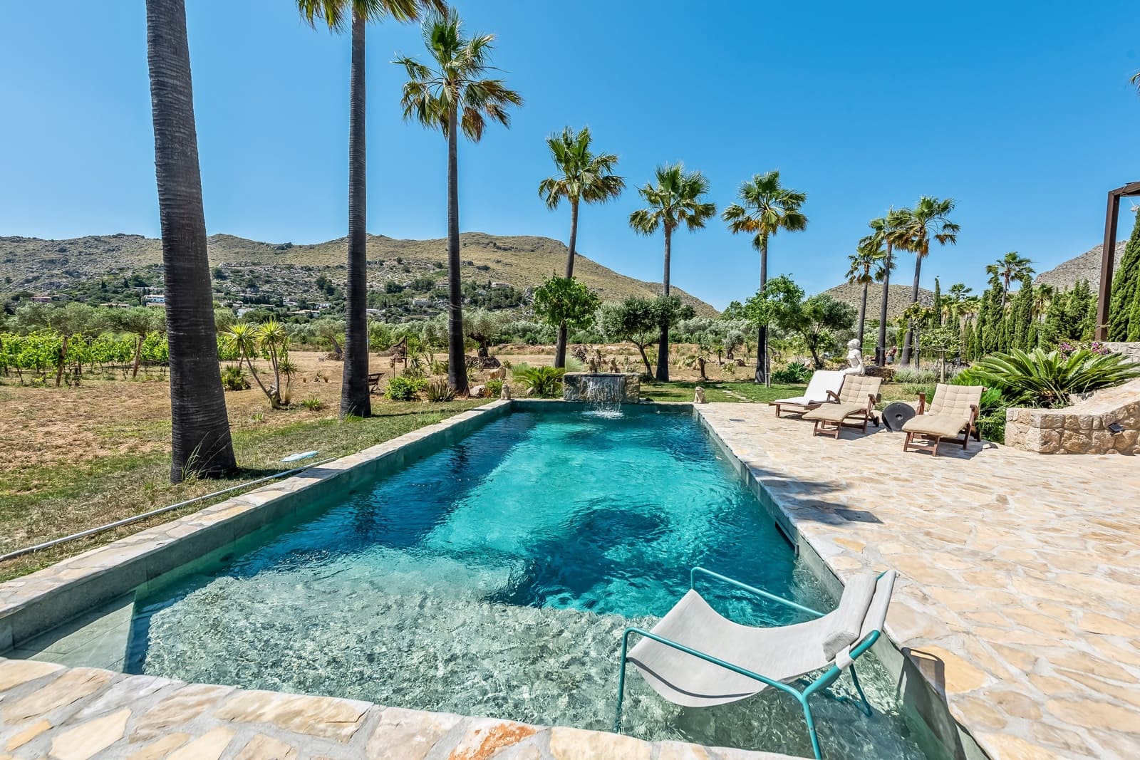 5 bedroom Finca/Country House for sale in Pollensa / Pollenca with pool - € 4,500,000 (Ref: 9929293)