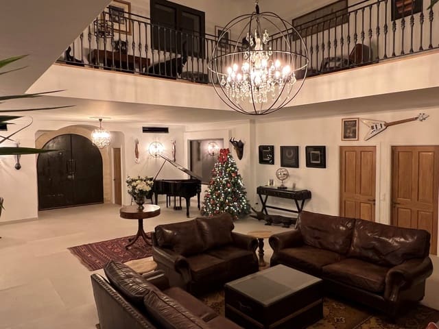 5 bedroom Finca/Country House for sale in Port de Pollença, Pollensa / Pollença with pool garage - € 4,500,000 (Ref: 9929293)