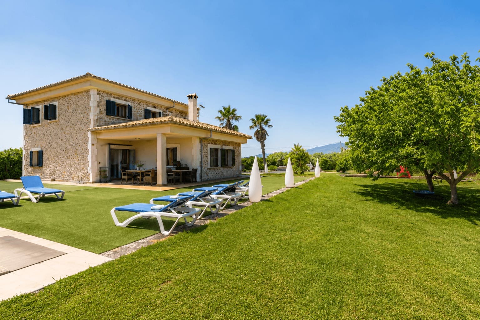4 slaapkamer Finca/Landhuis te koop in Muro met zwembad garage - € 1.300.000 (Ref: 9929295)