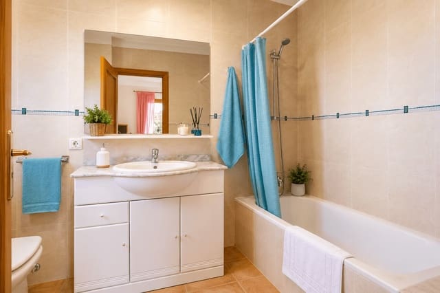 4 slaapkamer Finca/Landhuis te koop in Muro met zwembad garage - € 1.300.000 (Ref: 9929295)
