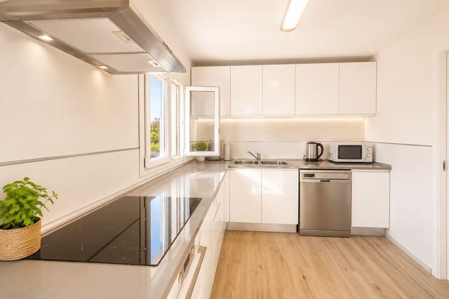 4 sovrum Villa till salu i Port de Pollença, Pollensa / Pollença med pool - 1 395 000 € (Ref: 9929296)