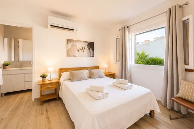 4 sovrum Villa till salu i Port de Pollença, Pollensa / Pollença med pool - 1 395 000 € (Ref: 9929296)