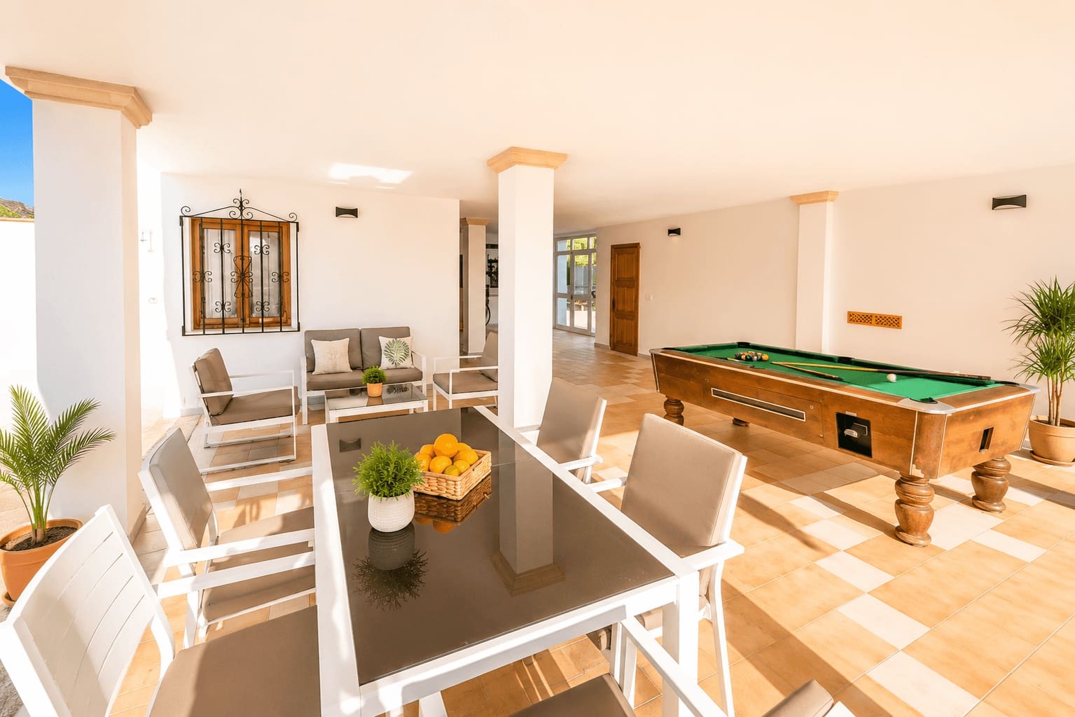 4 bedroom Villa for sale in Pollensa / Pollenca with pool - € 1,395,000 (Ref: 9929296)