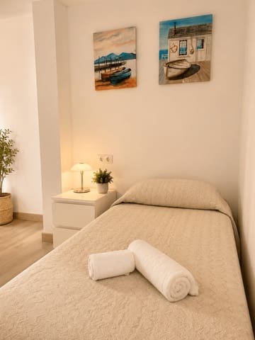 Apartamento de 2 habitaciones en Port de Pollença, Pollensa / Pollença en alquiler - 2.000 € (Ref: 9934606)