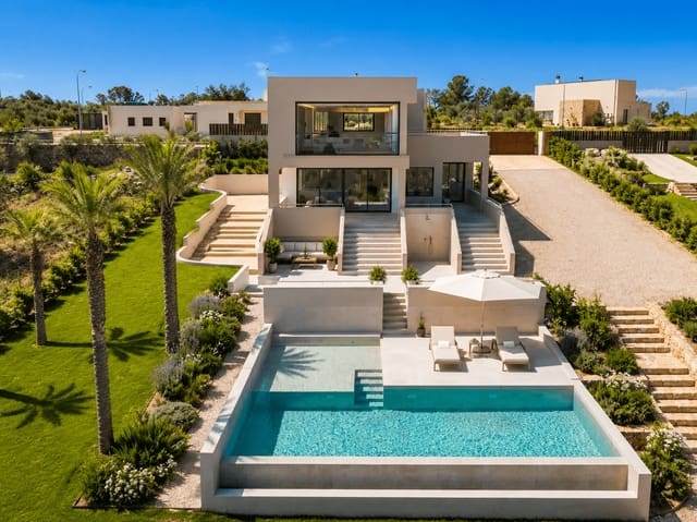 3 bedroom Villa for sale in Son Gual, Palma de Mallorca with pool - € 2,400,000 (Ref: 9981611)