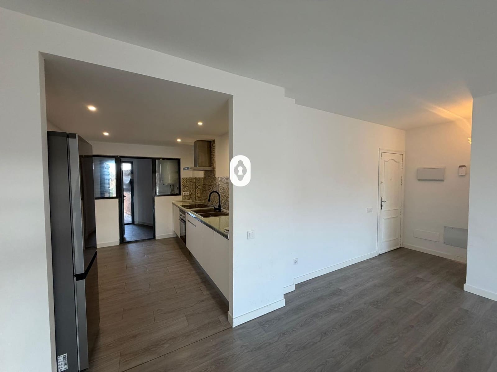 Piso de 2 habitaciones en Binissalem en venta con piscina - 345.000 € (Ref: 8050957)