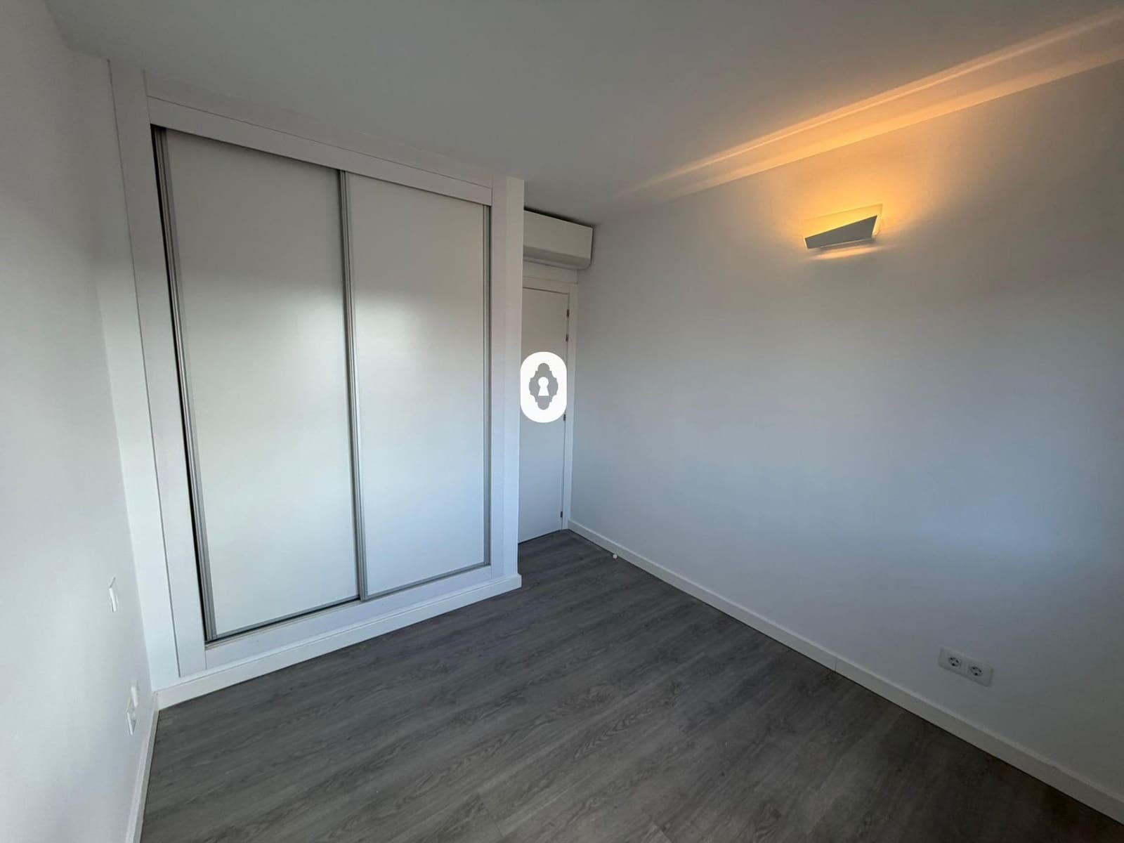 Piso de 2 habitaciones en Binissalem en venta con piscina - 345.000 € (Ref: 8050957)