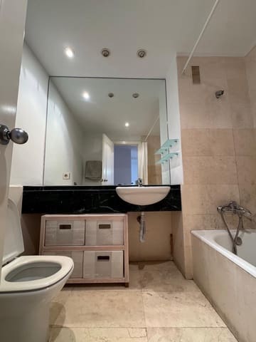 2 soveværelse Lejlighed til leje i Centro, Palma de Mallorca - € 1.350 (Ref: 8339731)