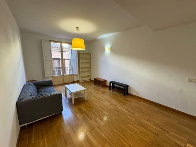 2 soveværelse Lejlighed til leje i Centro, Palma de Mallorca - € 1.350 (Ref: 8339731)