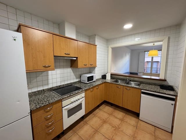 2 soveværelse Lejlighed til leje i Centro, Palma de Mallorca - € 1.350 (Ref: 8339731)