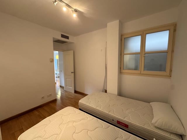 2 soveværelse Lejlighed til leje i Centro, Palma de Mallorca - € 1.350 (Ref: 8339731)