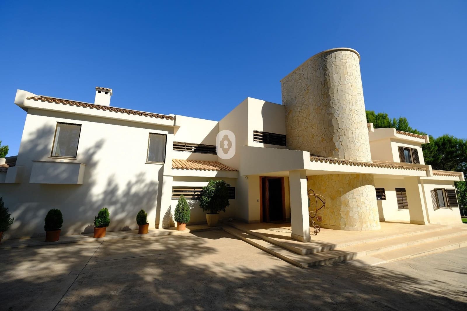 7 soveværelse Villa til salg i Selva med swimmingpool garage - € 4.995.000 (Ref: 8474136)