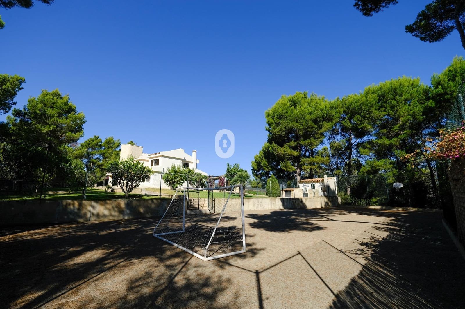 7 soveværelse Villa til salg i Selva med swimmingpool garage - € 4.995.000 (Ref: 8474136)