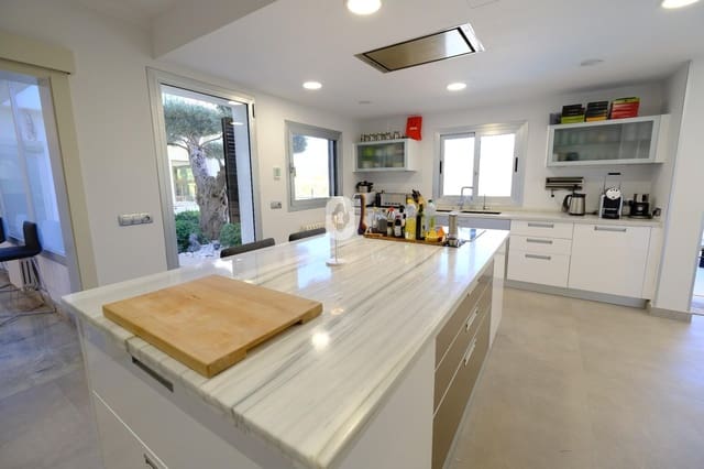 7 chambre Villa/Maison à vendre à Selva avec piscine garage - 4 995 000 € (Ref: 8474136)