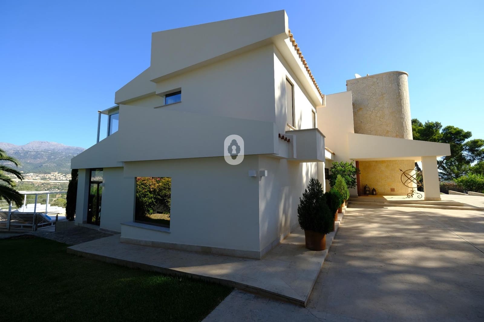 7 soveværelse Villa til salg i Selva med swimmingpool garage - € 4.995.000 (Ref: 8474136)