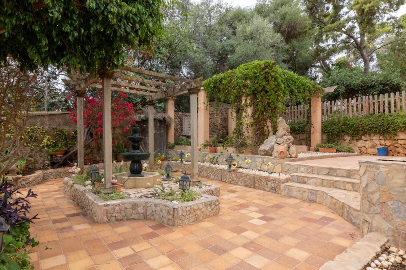 5 soveværelse Villa til salg i Genova med swimmingpool garage - € 3.200.000 (Ref: 8572561)