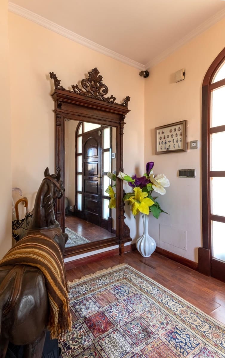 5 soveværelse Villa til salg i Genova med swimmingpool garage - € 3.200.000 (Ref: 8572561)