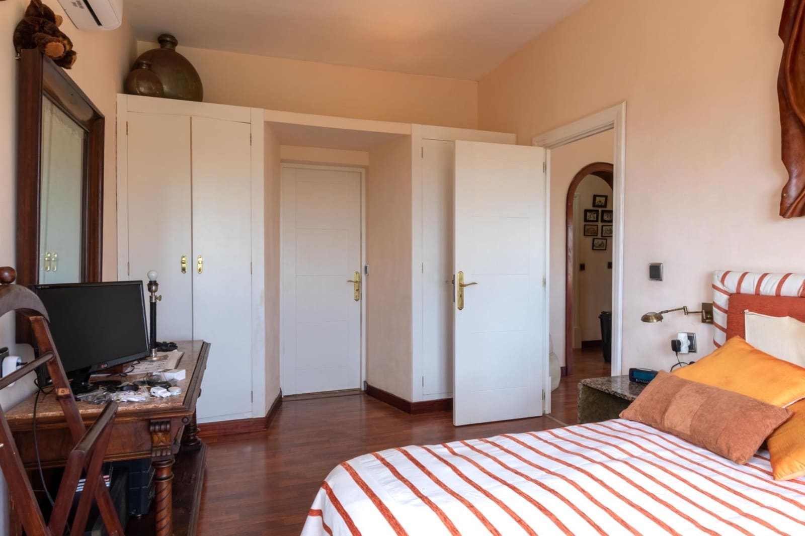 5 soveværelse Villa til salg i Genova med swimmingpool garage - € 3.200.000 (Ref: 8572561)