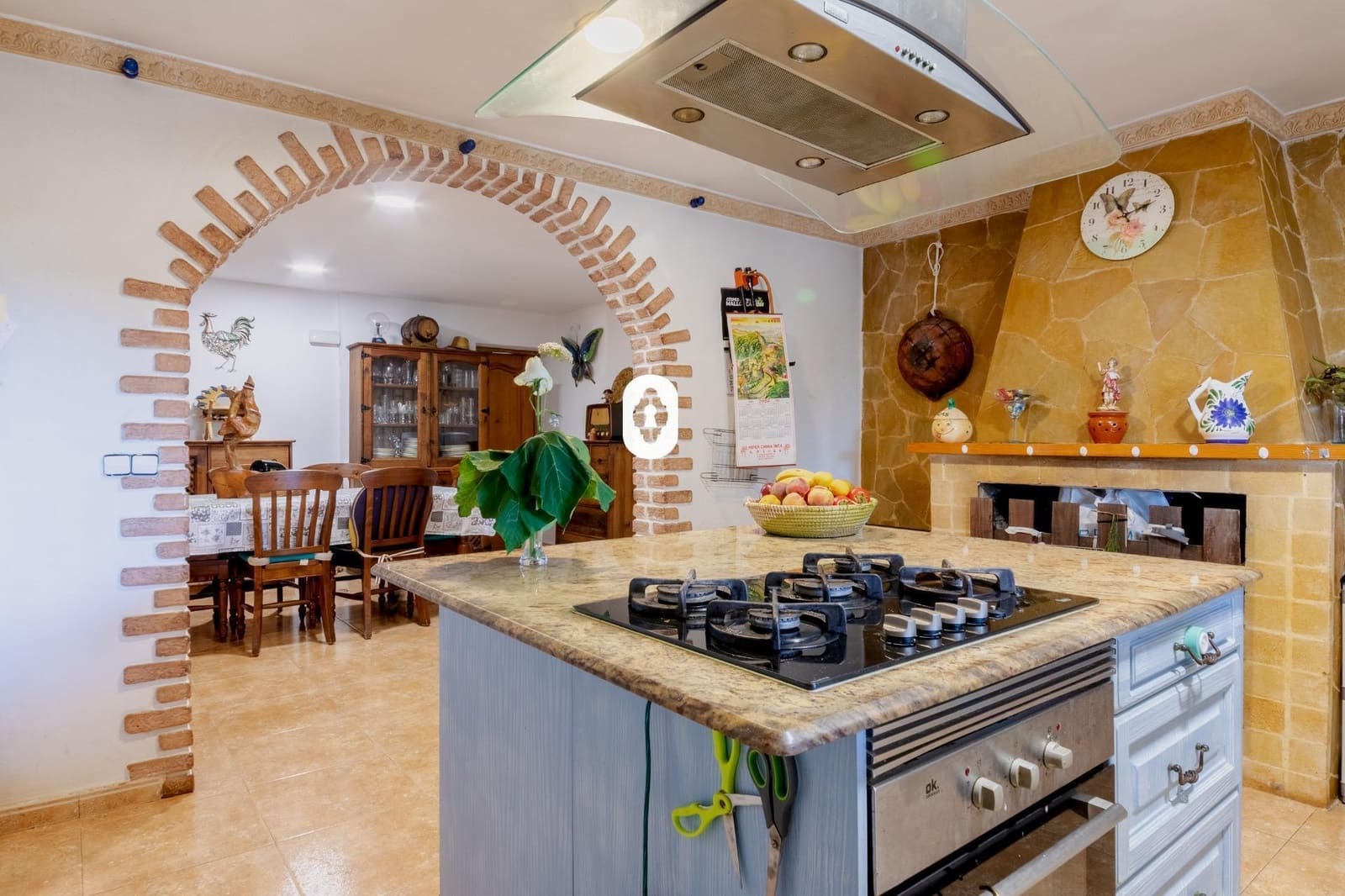 4 soveværelse Finca/Landehus til salg i Inca med swimmingpool - € 685.000 (Ref: 9108848)