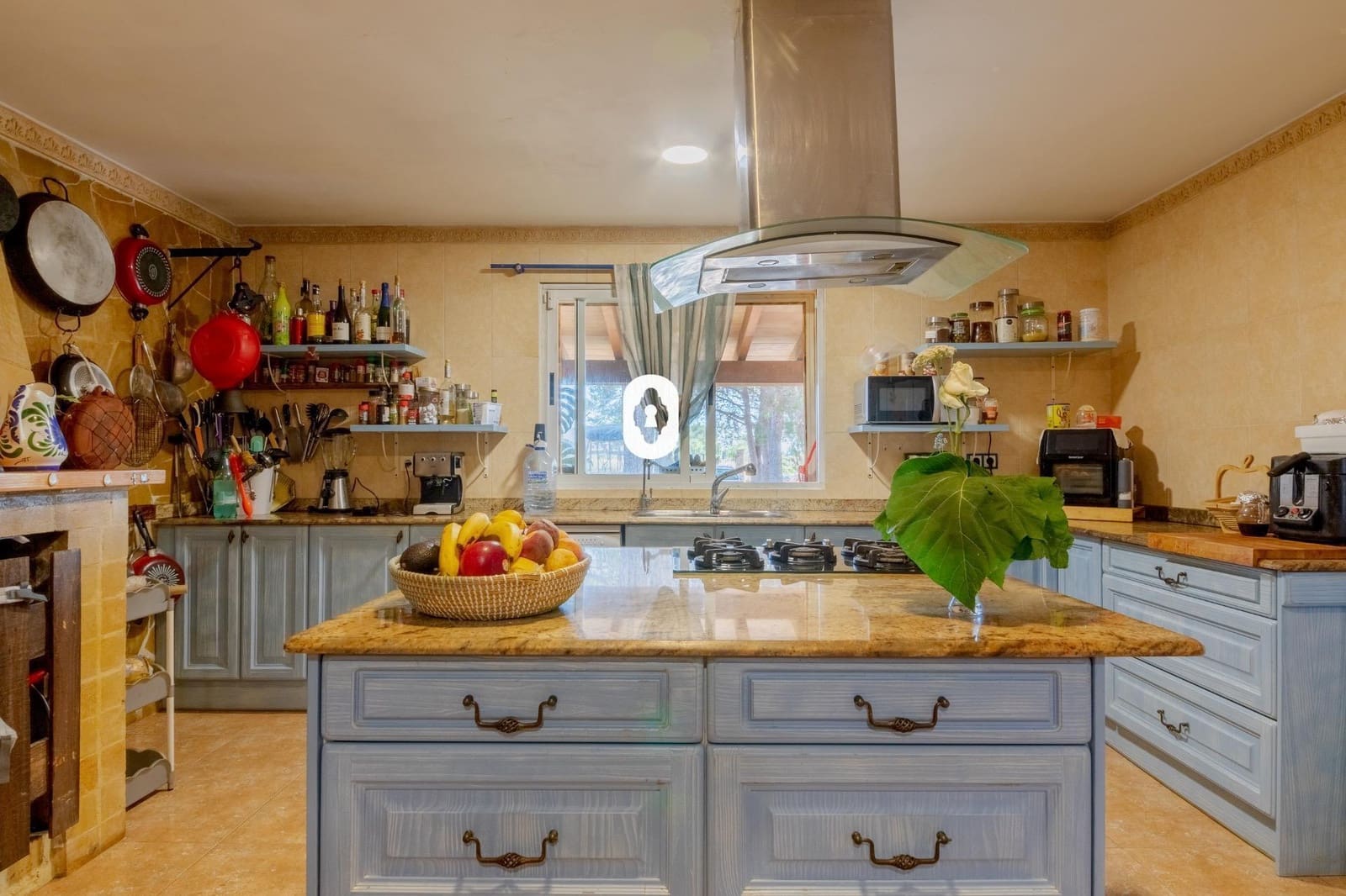 4 soveværelse Finca/Landehus til salg i Inca med swimmingpool - € 685.000 (Ref: 9108848)