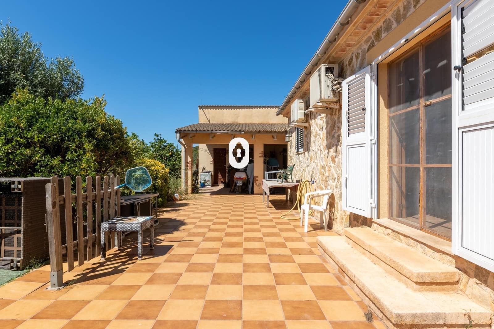 4 soveværelse Finca/Landehus til salg i Inca med swimmingpool - € 685.000 (Ref: 9108848)