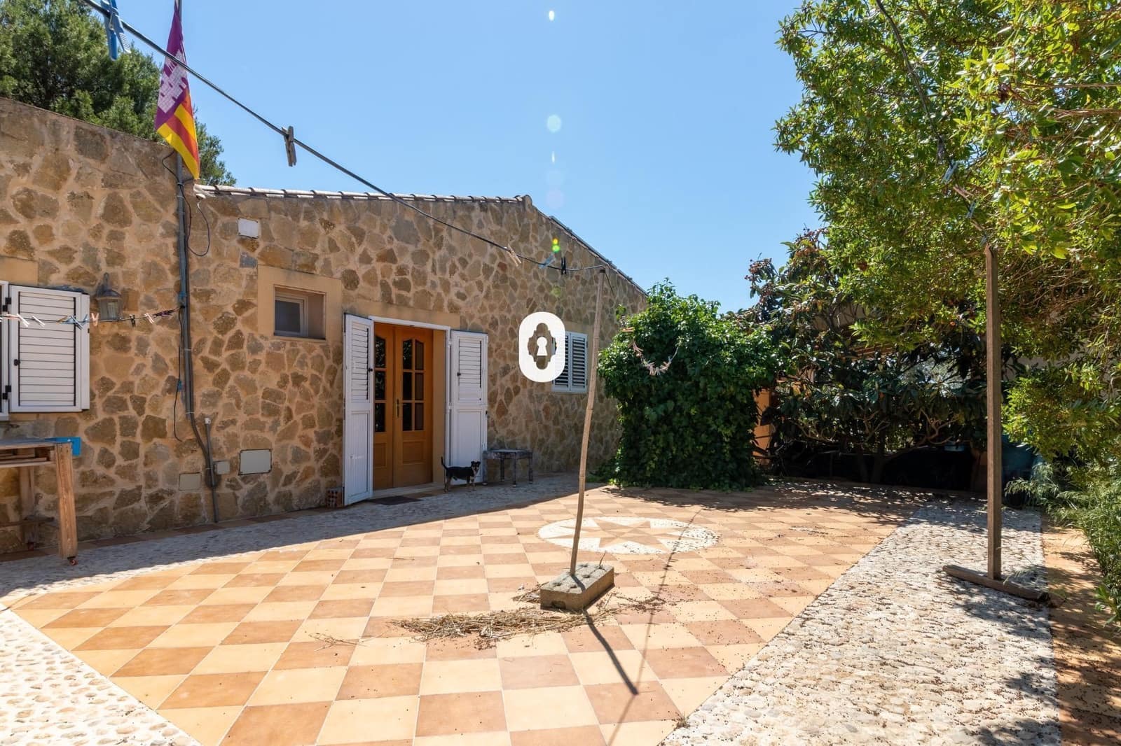 4 soveværelse Finca/Landehus til salg i Inca med swimmingpool - € 685.000 (Ref: 9108848)