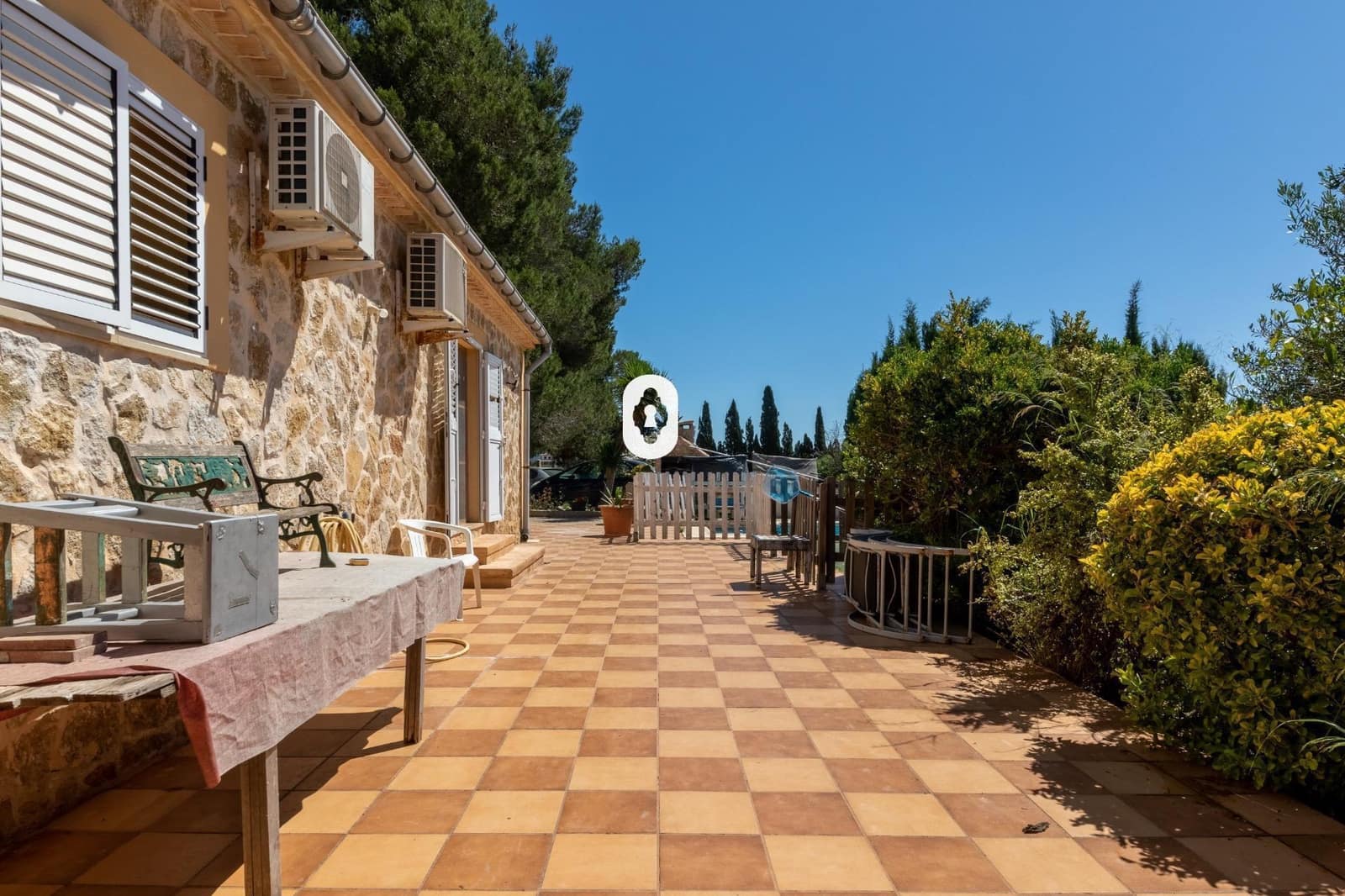 4 soveværelse Finca/Landehus til salg i Inca med swimmingpool - € 685.000 (Ref: 9108848)