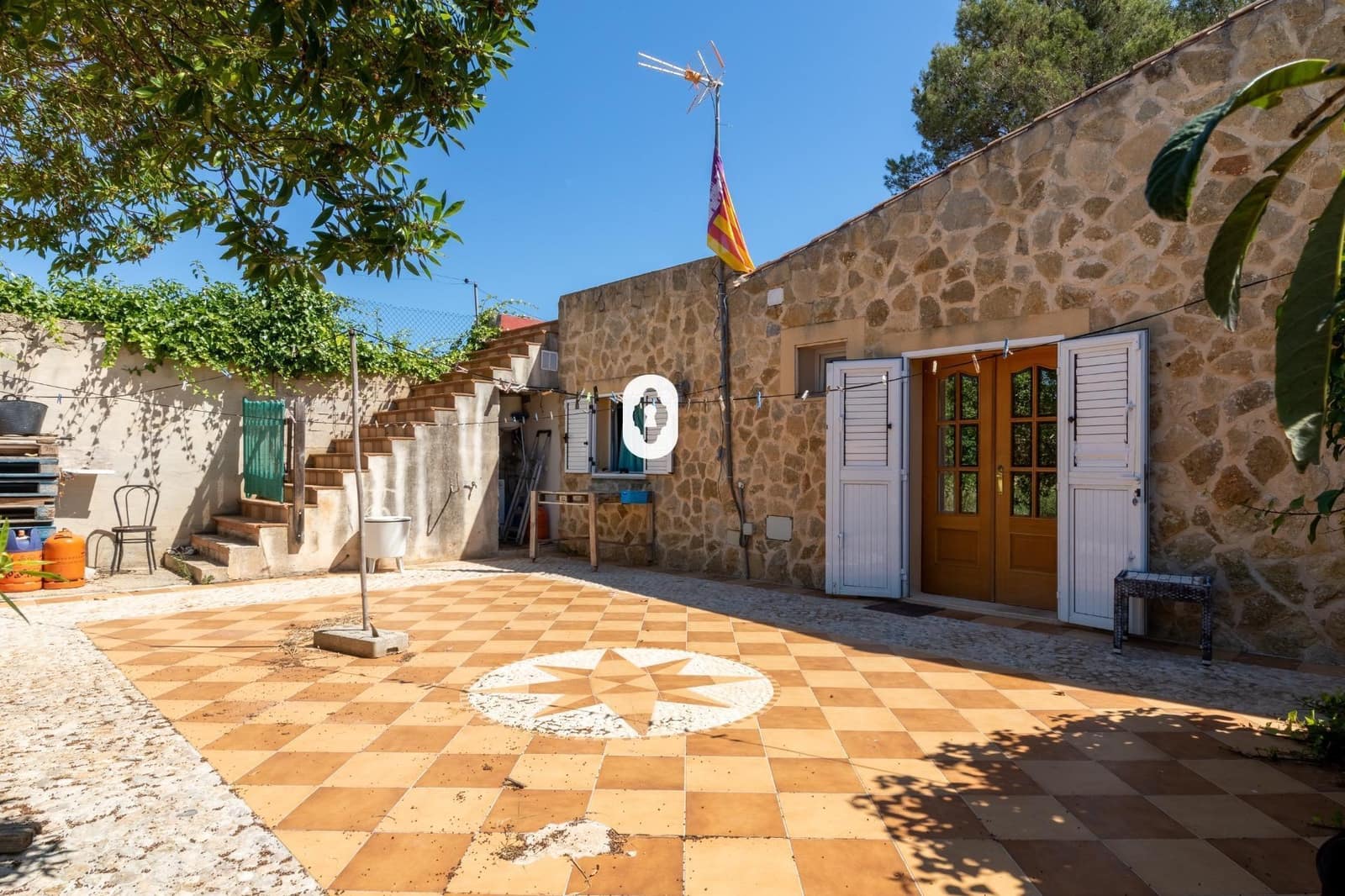 4 soveværelse Finca/Landehus til salg i Inca med swimmingpool - € 685.000 (Ref: 9108848)