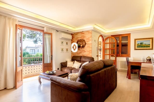 6 sovrum Semi-fristående Villa till salu i Ca'n Picafort, Santa Margalida med garage - 740 000 € (Ref: 9108854)