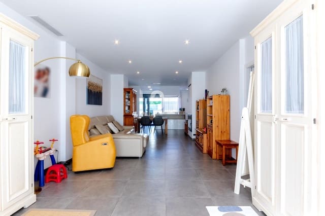 3 sovrum Takvåning till salu i Inca med pool garage - 595 000 € (Ref: 9285312)