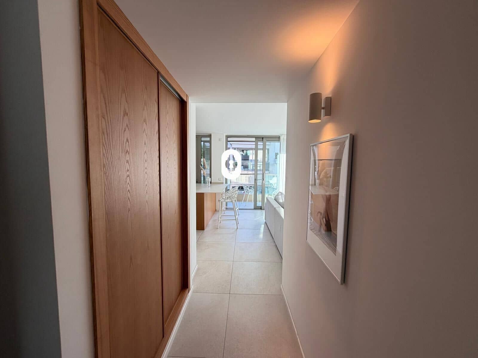 Appartement de 2 chambres à louer à Puerto de Alcudia - 2 000 € (Ref: 9440645)