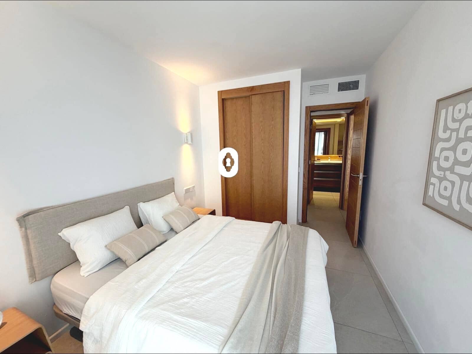 Appartement de 2 chambres à louer à Puerto de Alcudia - 2 000 € (Ref: 9440645)