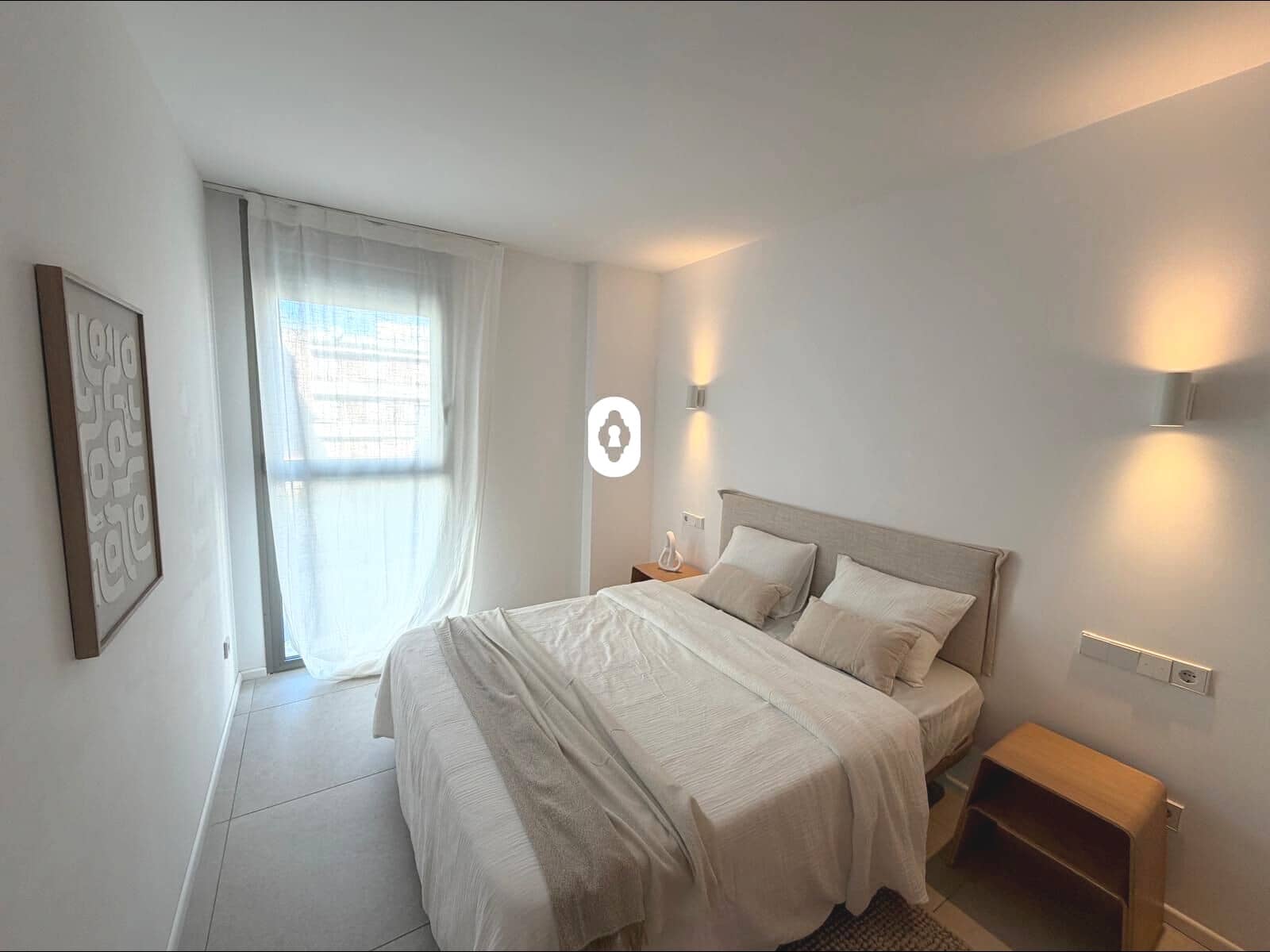 Appartement de 2 chambres à louer à Puerto de Alcudia - 2 000 € (Ref: 9440645)