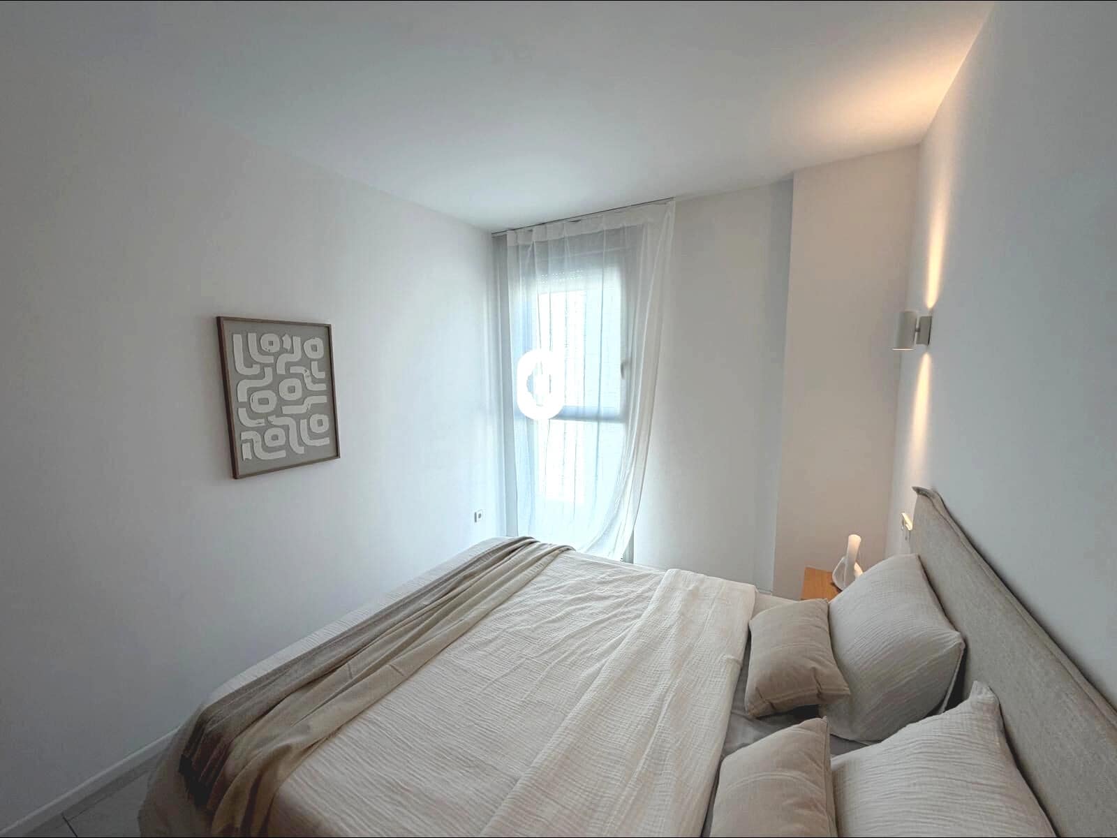 Appartement de 2 chambres à louer à Puerto de Alcudia - 2 000 € (Ref: 9440645)