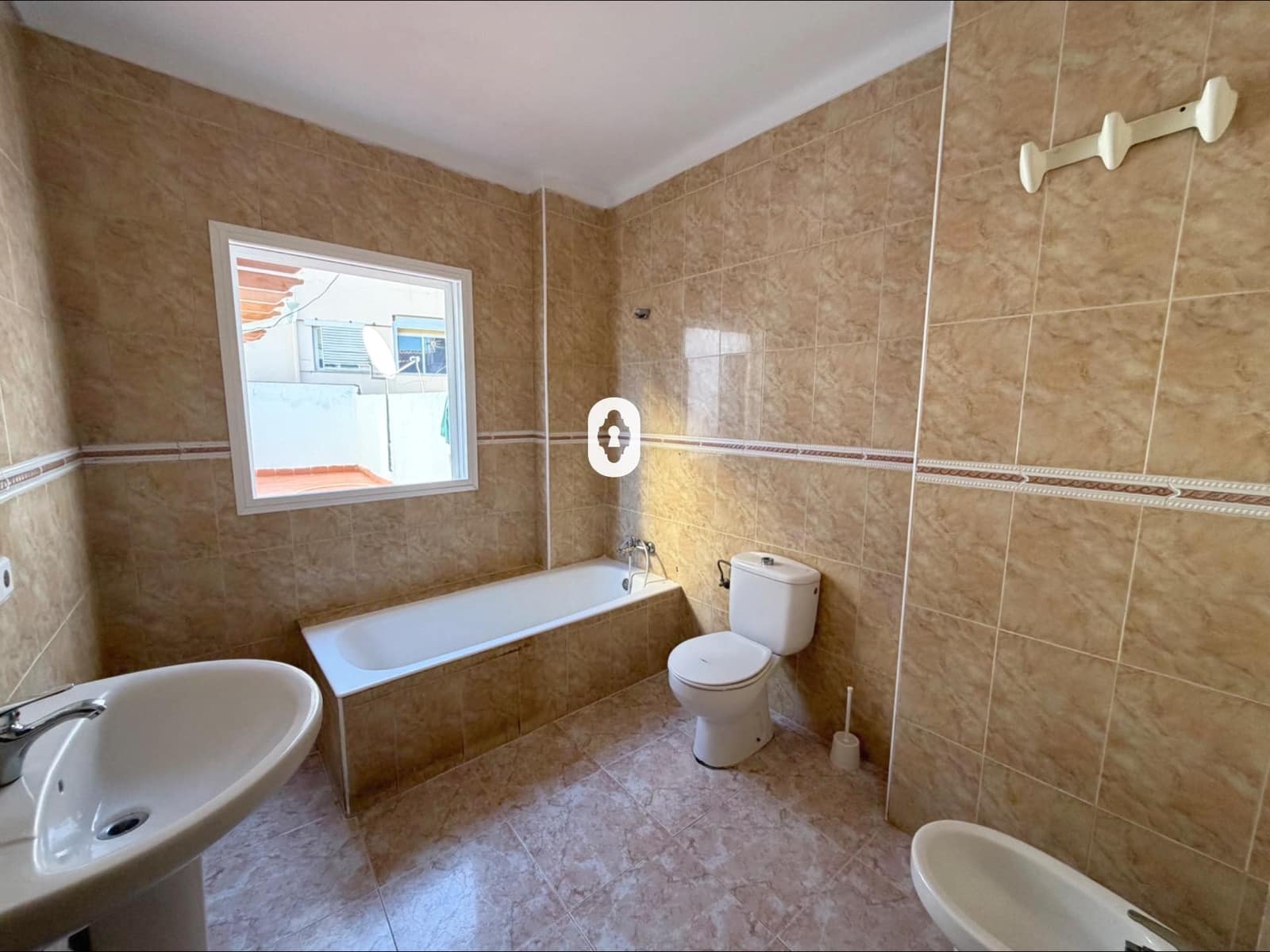 Pareado de 3 habitaciones en Inca en venta con garaje - 295.000 € (Ref: 9533841)