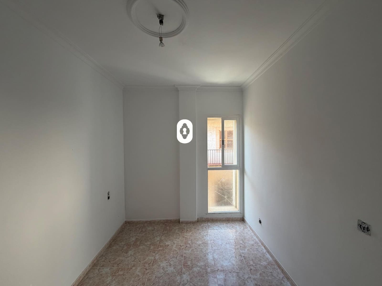 2 bedroom Semi-detached Villa for sale in Inca with garage - € 295,000 (Ref: 9533841)