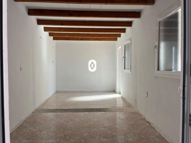 2 soveværelse Semi-Rækkehus til salg i Inca med garage - € 295.000 (Ref: 9533841)