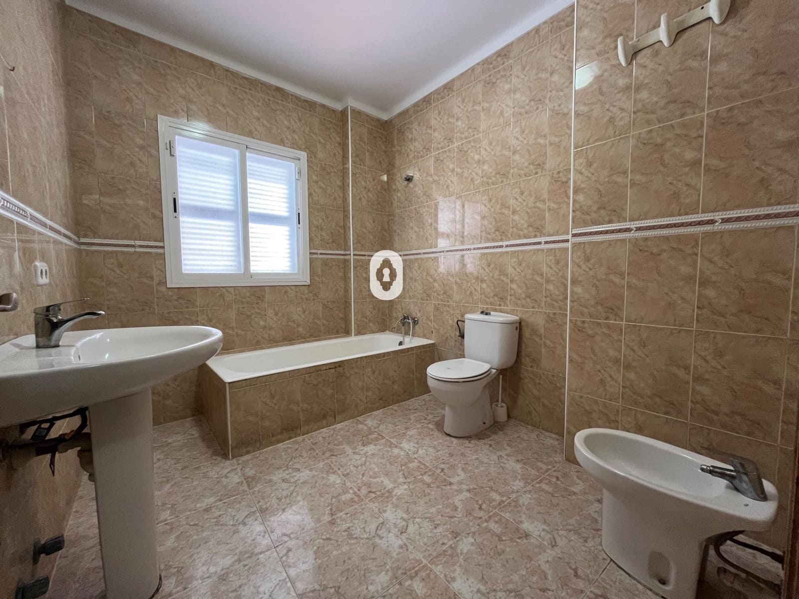 2 bedroom Semi-detached Villa for sale in Inca with garage - € 295,000 (Ref: 9533841)