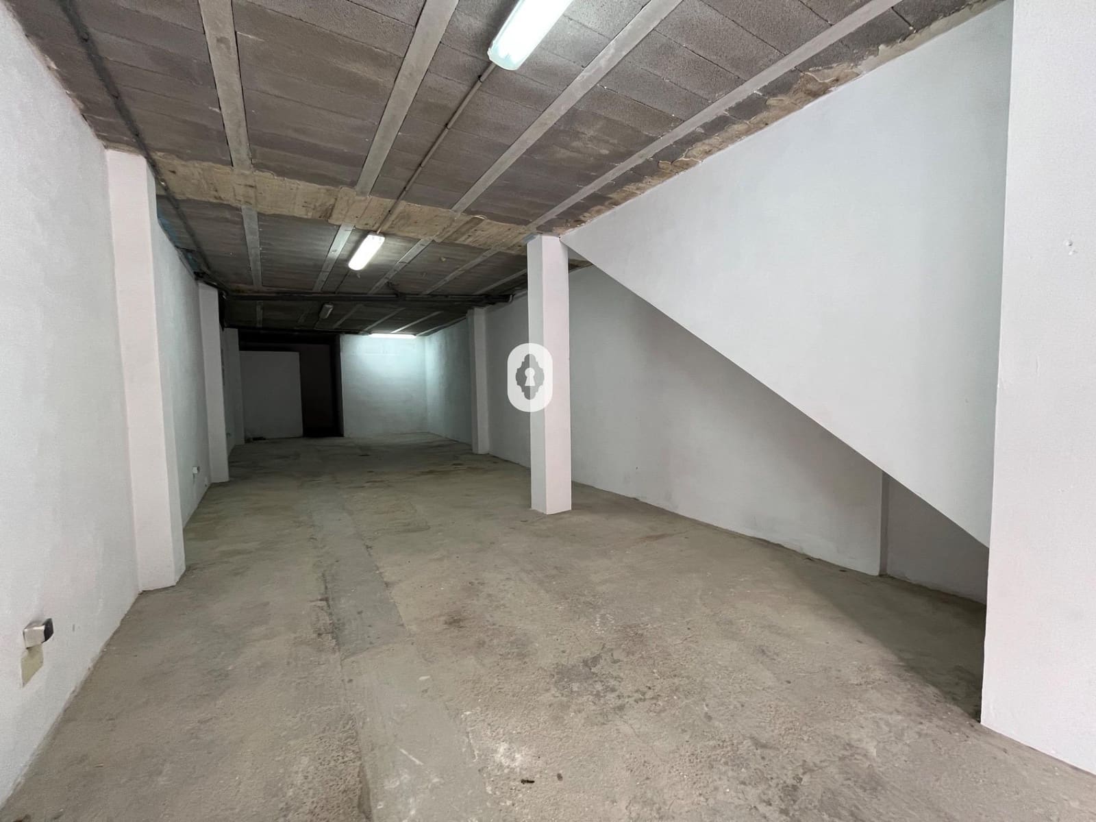 2 bedroom Semi-detached Villa for sale in Inca with garage - € 295,000 (Ref: 9533841)