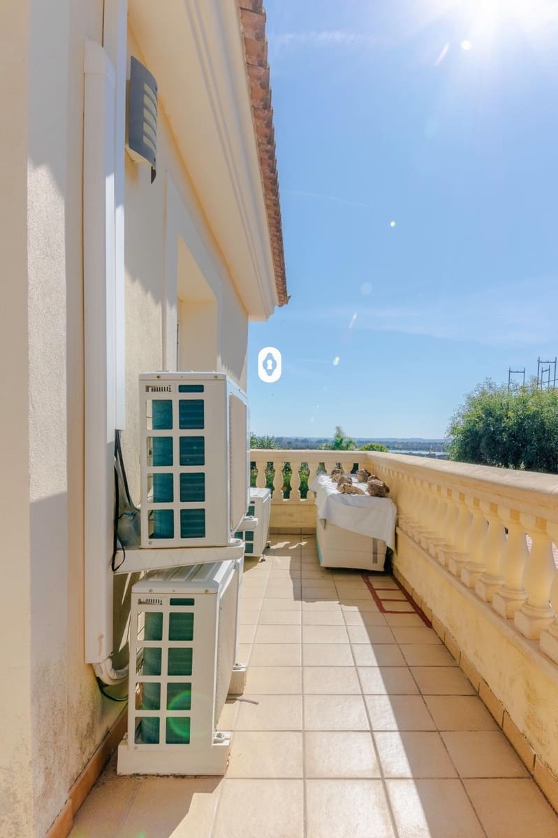 3 sovrum Villa till salu i Muro med pool garage - 1 100 000 € (Ref: 9637713)